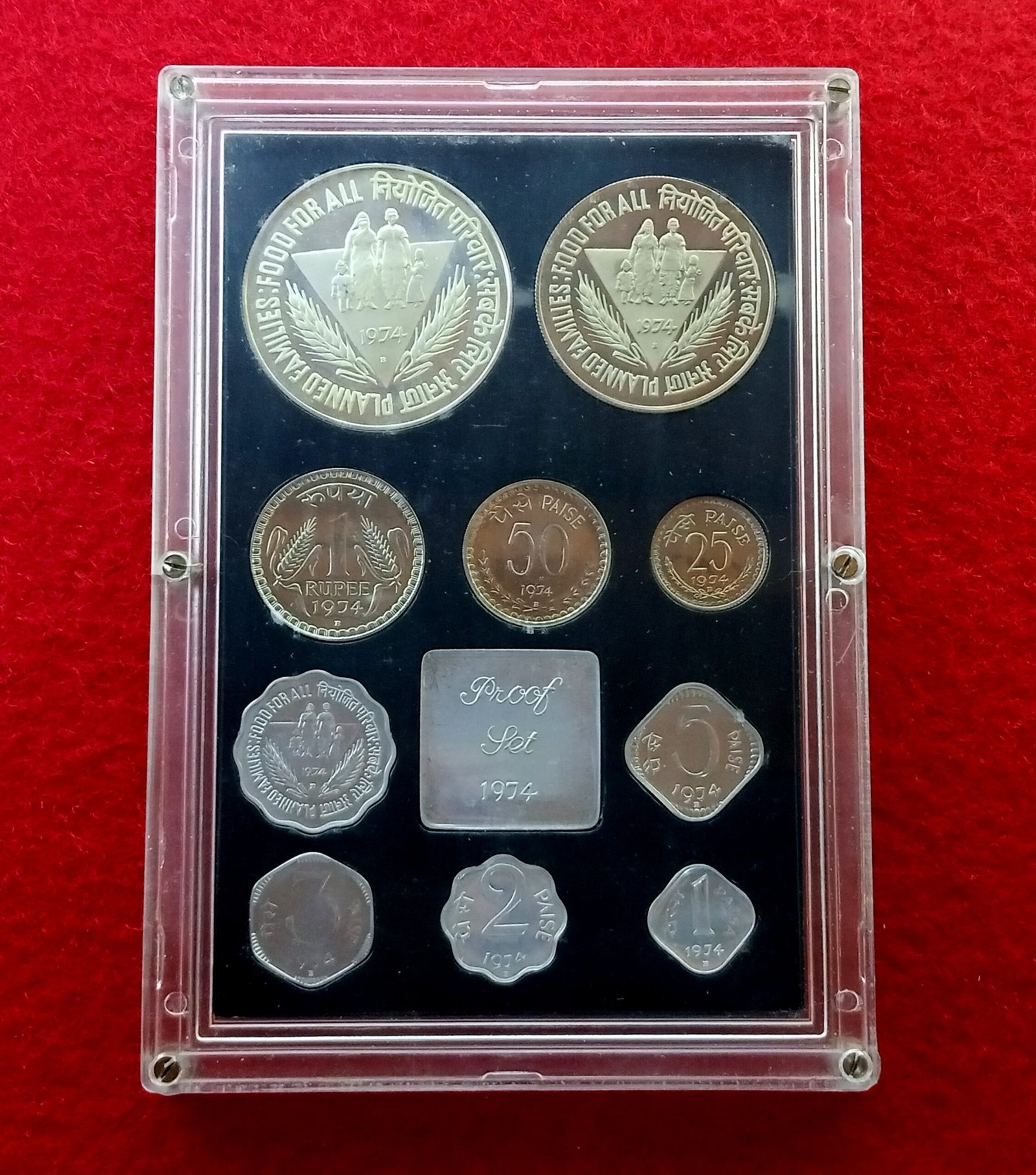 1974 - Planned Families Food for All Proof 10 Coins Set (Rs.50,Rs.10 Re.1,Ps.50, Ps.25, Ps.10, Ps.5, Ps.3, Ps.2, Ps.1) Bombay Mint - Image 4